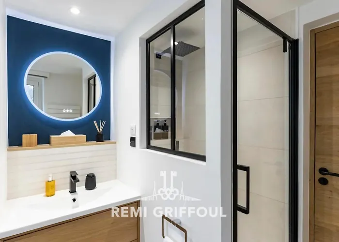 La Petite Source Centre 2 Guests أونفلور