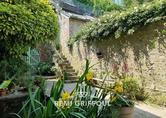 La Petite Source Centre 2 Guests *