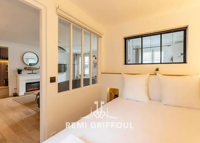 La Petite Source Centre 2 Guests *